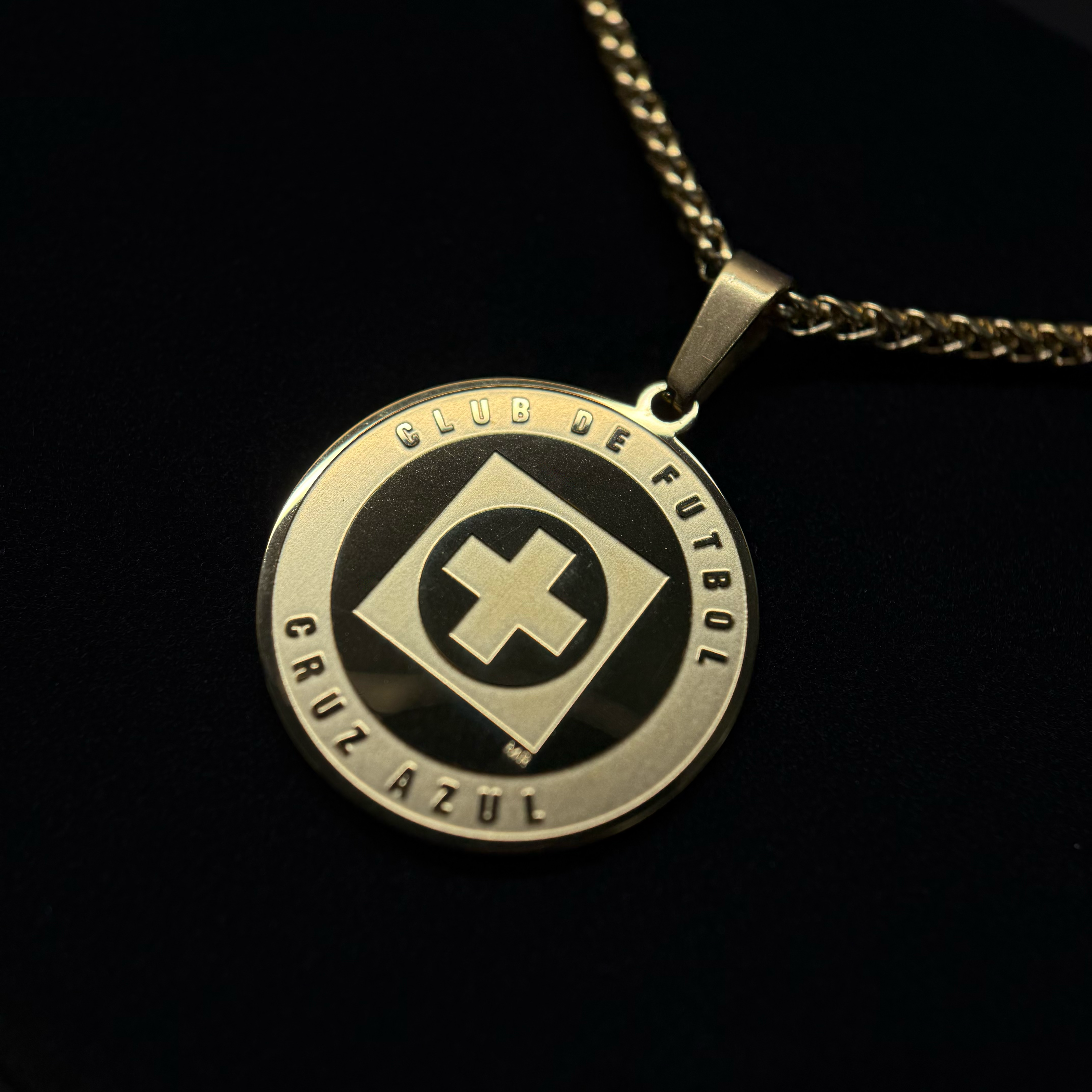 Cruz Azul Necklace CONCACAF Champions Limited Edition | 18K Gold Plated – FinestBrand