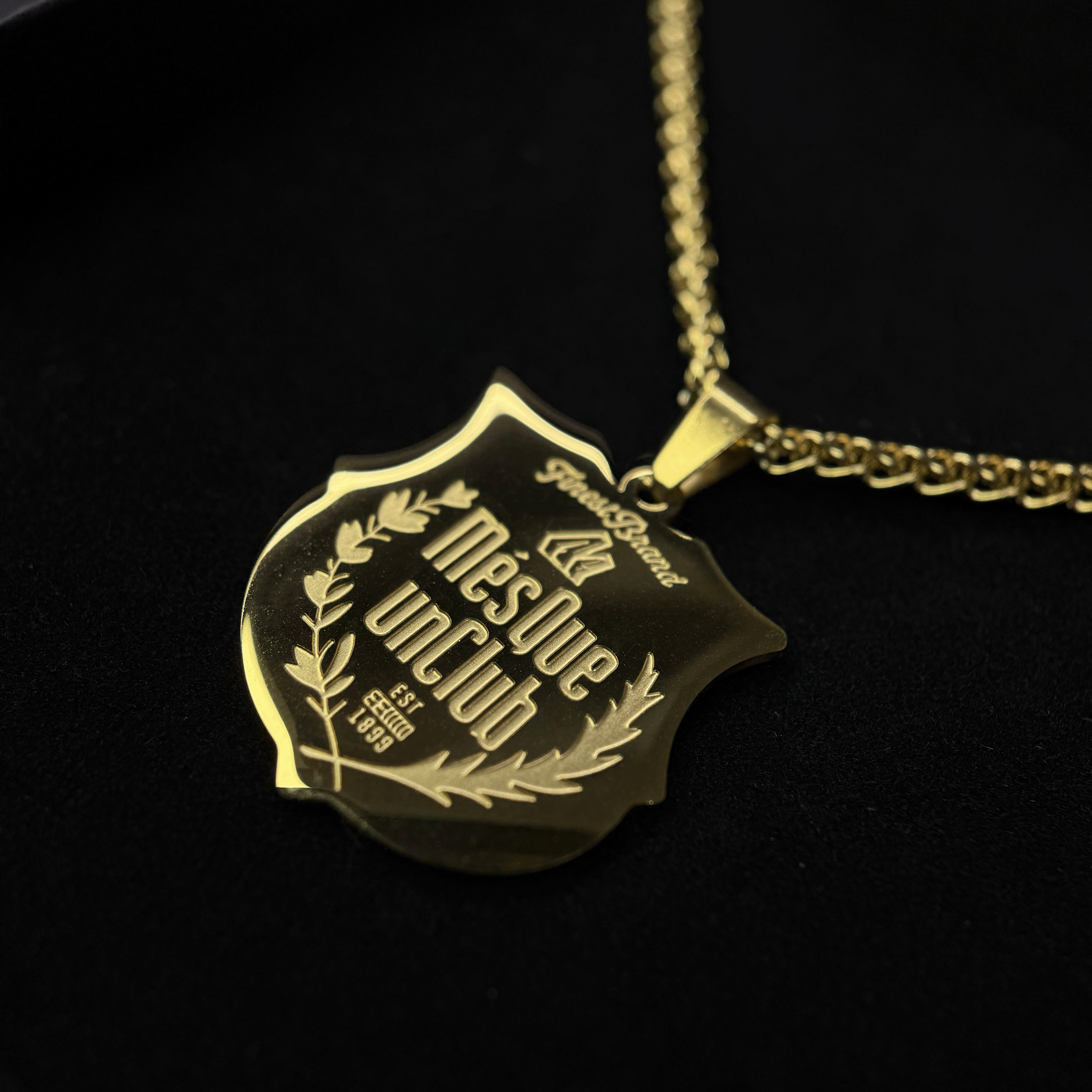 FC Barcelona Necklace | 18K Gold Plated – FinestBrand